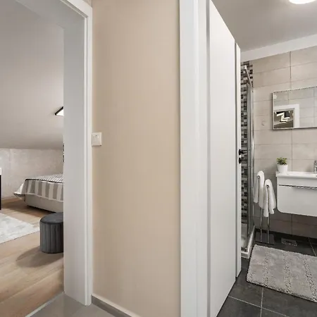 Moderne Vala Premium In Mit Whirlpool Und Meerblick *
