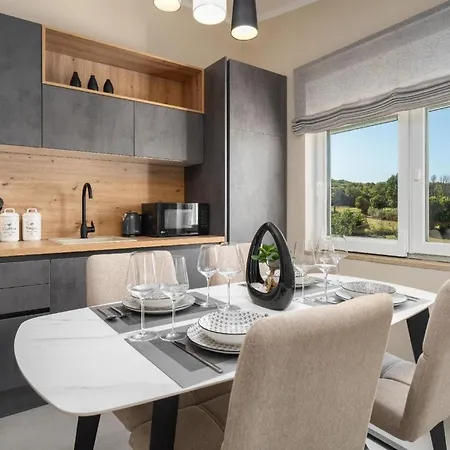 Moderne Vala Premium In Mit Whirlpool Und Meerblick